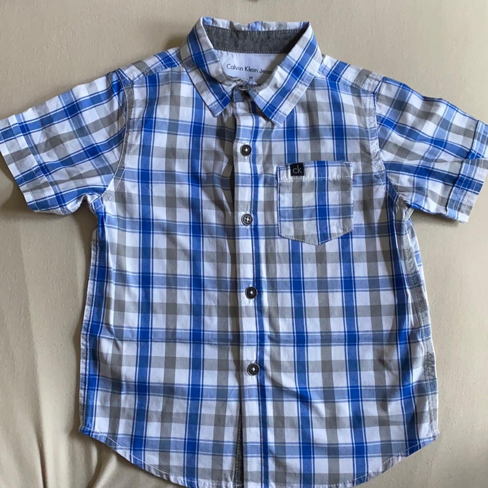 Calvin Klein short sleeve button down 2T